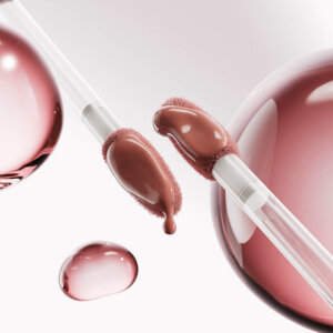 Estee Lauder Glossy Pout Lip Oil 02 - 2
