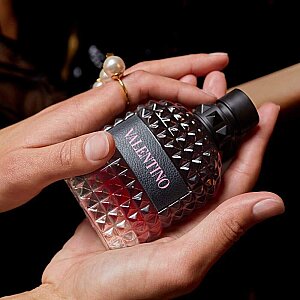 Valentino Uomo Born In Roma Erkek Parfüm Edp Intense 50 Ml - 4